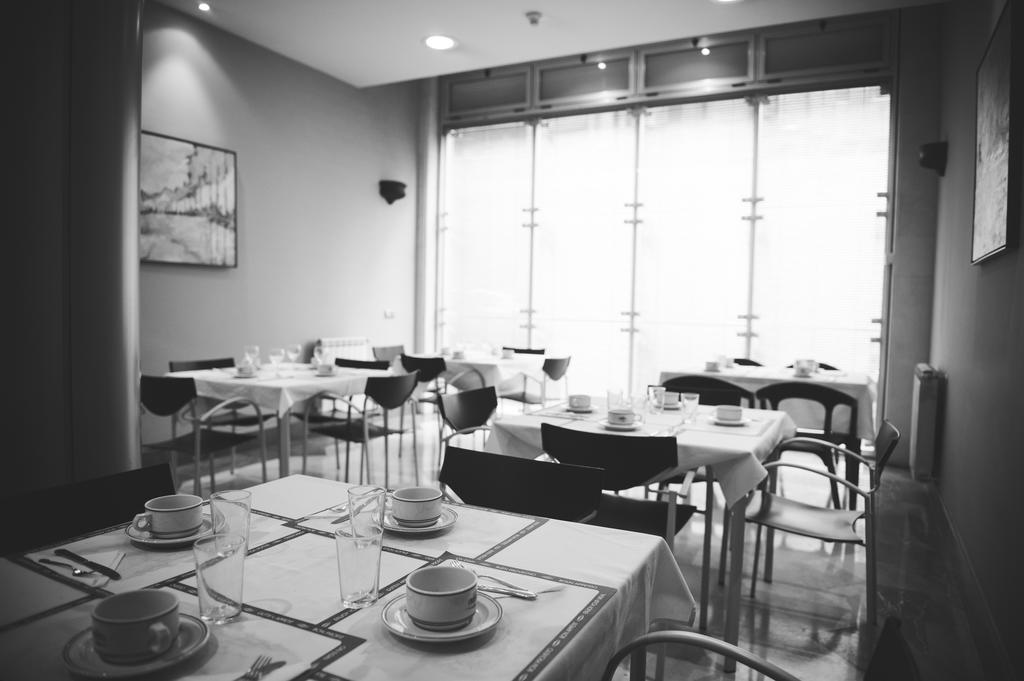 Hotel Carreno Οβιέδο Εξωτερικό φωτογραφία