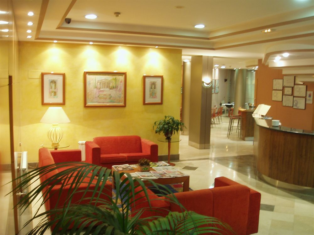 Hotel Carreno Οβιέδο Εξωτερικό φωτογραφία